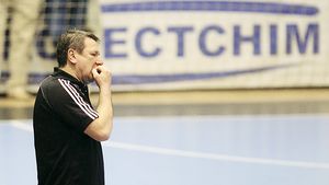 „Legate de picioare"