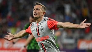 Răsturnare de situație cu transferul lui Ștefănescu la Dinamo! Anunțul lui Meme Stoica: „Îl vor mai multe echipe din Superliga. El va alege”