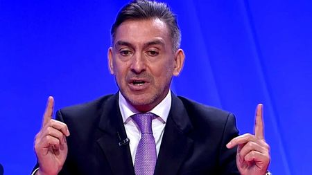 Ilie Dumitrescu a avut nevoie de numai 45 de minute pentru a fi impresionat de un fotbalist în CFR - FCSB! Va fi greu pentru Edi Iordănescu să îl ignore pentru EURO 2024 dacă va juca la fel