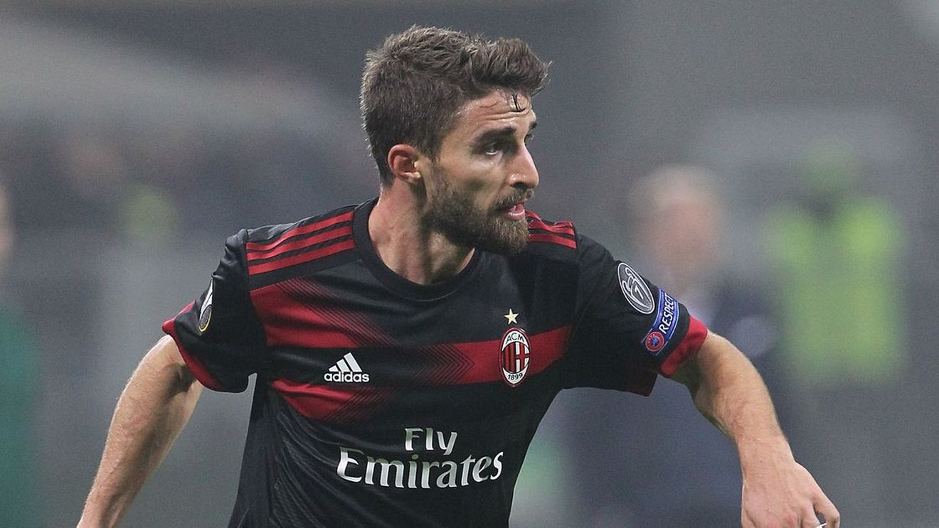 Borini ajunge pe mâna unui fost antrenor din Liga 1. Atacantul părăsește Milanul în iarnă