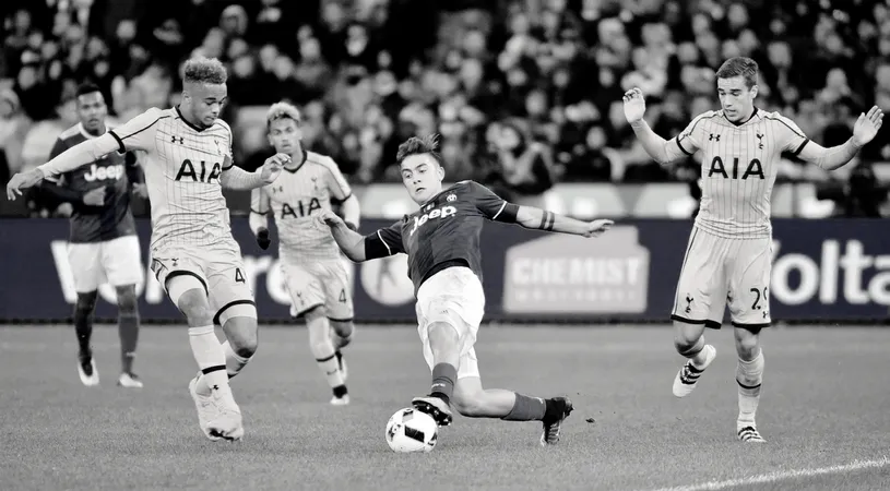 Tragedie în fotbalul englez! Jucătorul crescut de Tottenham a murit la vârsta de numai 25 de ani