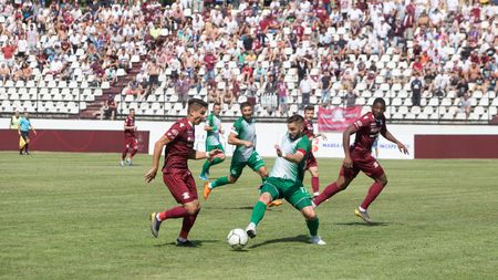 Haos general la o echipă din Liga 2! Fostul antrenor a povestit momente incredibile: jucătorii se dădeau accidentați și se băteau între ei. "Urmăreau scandaluri"