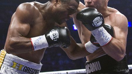 Tributul meciului cu Diaconu!** Jean Pascal va avea brațul drept imobilizat aproape 2 luni!