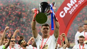 Ce cifre are portarul cu care Ștefan Târnovanu se luptă pentru un transfer la Galatasaray