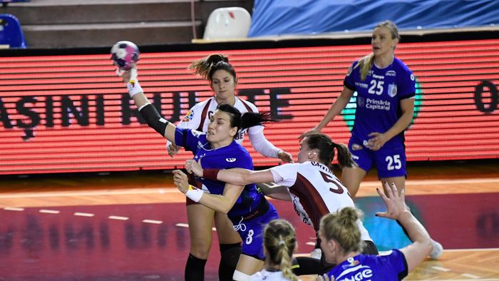 Rapid - CSM București la handbal feminin se joacă de două ori în câteva zile! Constantin Din este supărat: „Trebuia să nu fie așa" | SPECIAL