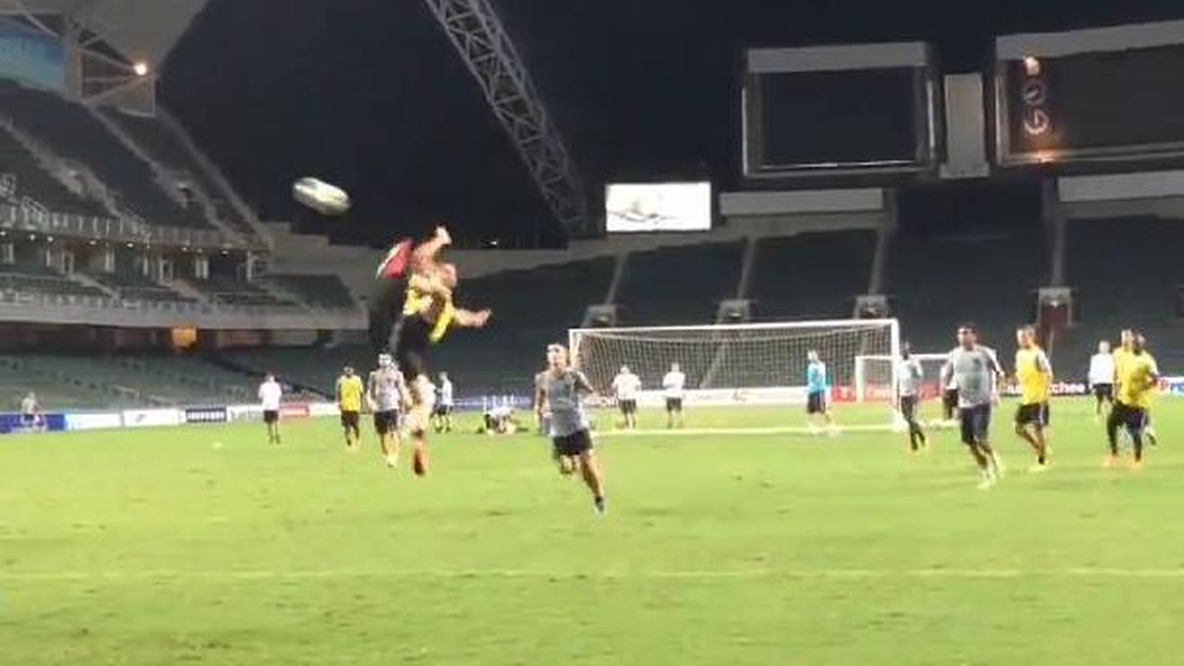 VIDEO | Ninja Ibrahimovic. Suedezul și-a impresionat colegii cu o execuție fabuloasă la ultimul antrenament al echipei