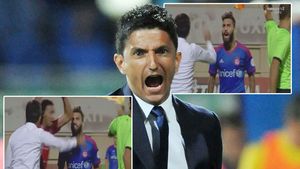 "Shut the fuck up!" VIDEO | DURUL lui Olympiacos a TURBAT când l-a văzut pe Lucescu la margine. Reacția incredibilă a lui Durmaz