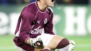 Sebastian Viera, din semifinalele Ligii, la CFR!