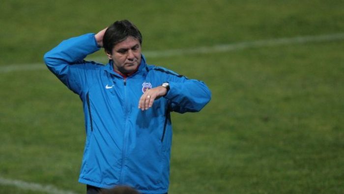 "Lăcătuș este așteptat la colț"** Piți, despre lupta de culise din Ghencea