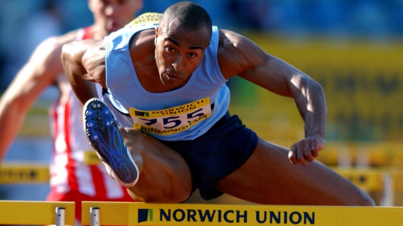 "Sunt gay!" Dezvăluirea în direct făcută de unul dintre cei mai valoroși atleți din toate timpurile, în prezent comentator BBC. Collin Jackson i-a fost adversar recordmenului României la 110 m garduri, George Boroi 