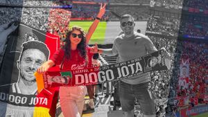 Gestul superb al românilor pentru Diogo Jota! Au mers până în Anglia să omagieze legenda lui Liverpool și fac mărturisiri emoționante: „Eu aveam pielea de găină, ea era cu lacrimi în ochi!”. EXCLUSIV