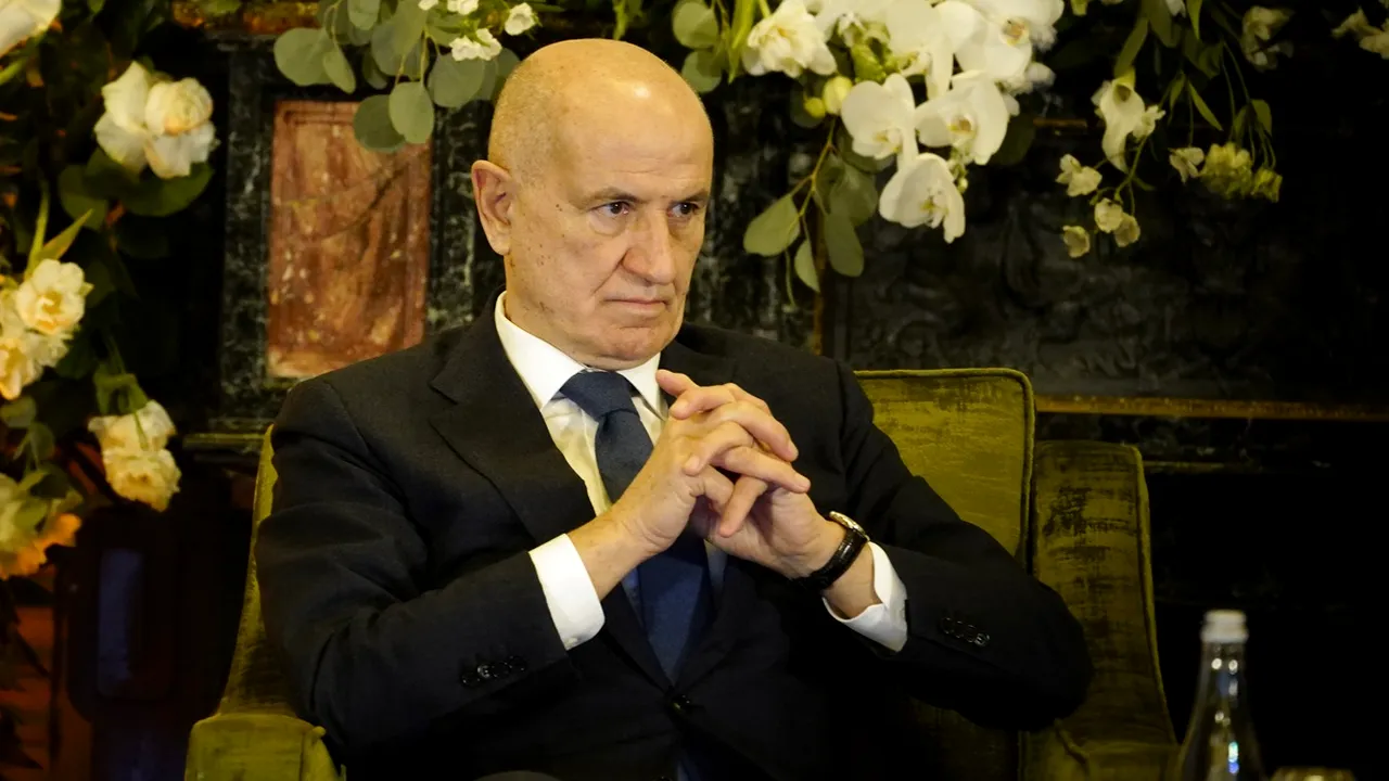S-a aflat pensia specială pe care George Copos o ia de la statul român, după ce a fost senator