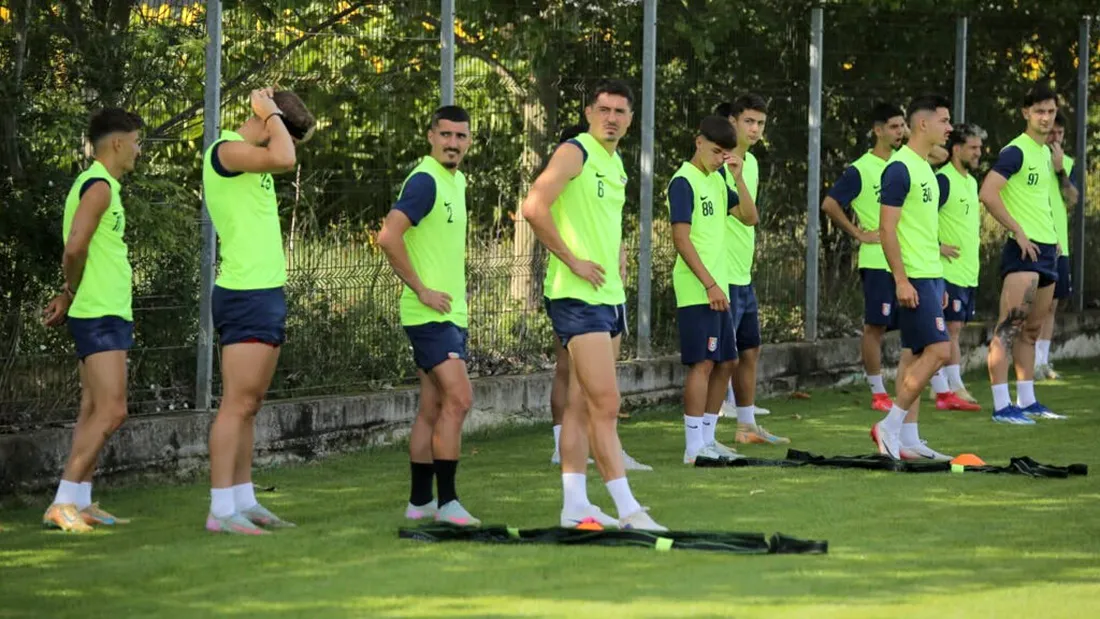 Chindia are 25 de jucători în cantonamentul pe care îl începe la Buftea și îl termină la Mogoșoaia! Un portar de la Vaslui, altă noutate sub comanda lui Nicolae Croitoru