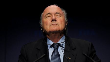 Asociația suporterilor homosexuali atacă FIFA!** VEZI cum se apără Blatter!