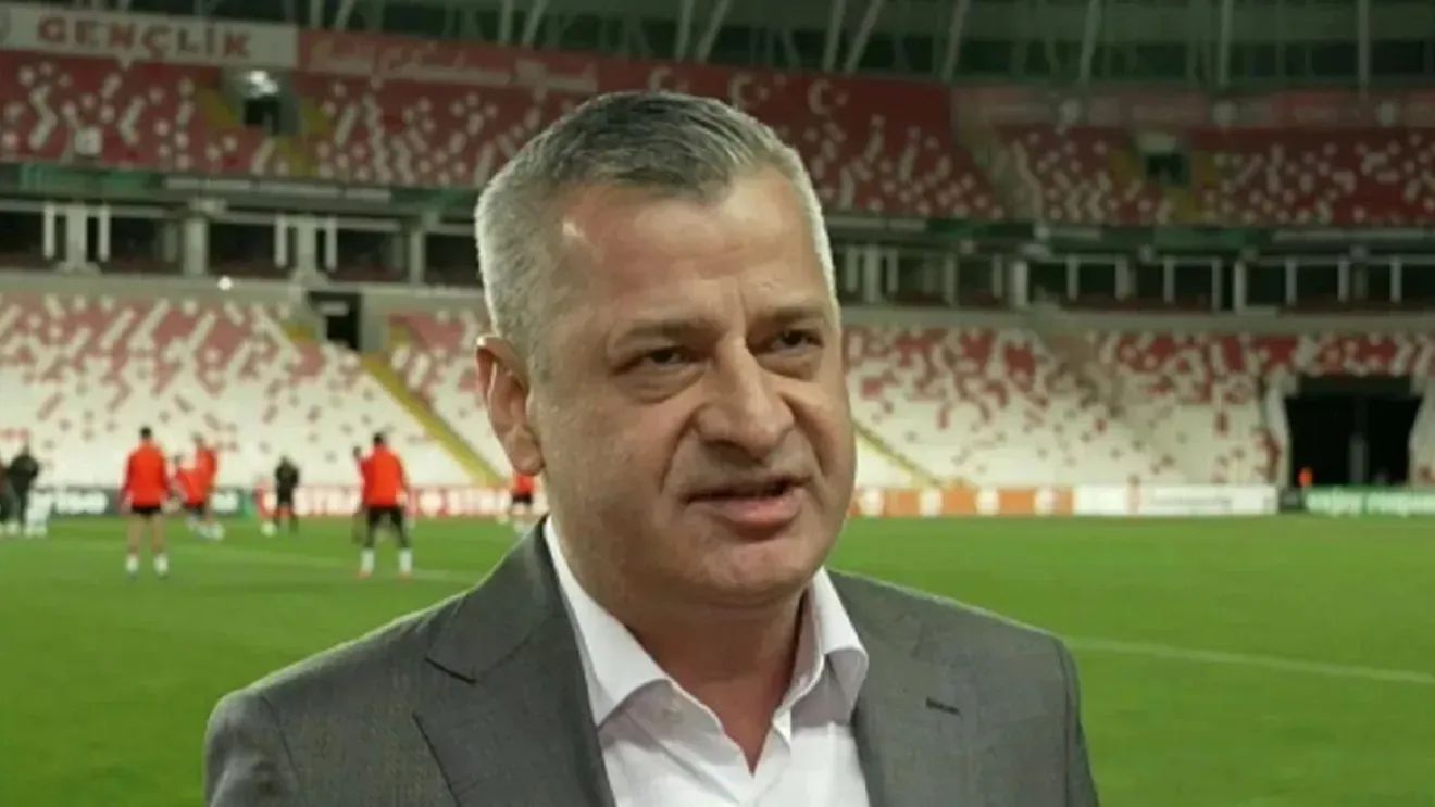 De neînțeles! CFR Cluj e la un pas de colaps, dar transferă un fotbalist georgian!