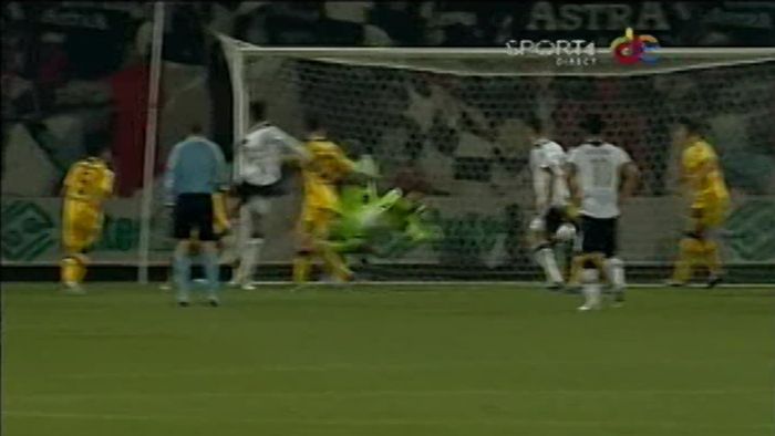 VIDEO Nu, nu este o fază din Anglia!** Fatai a închis meciul contra Brașovului cu cel mai frumos gol marcat cu capul în actualul sezon