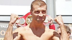 Bute riscă și revine în ring cu un adevărat killer:** Grachev este fost campion mondial la kickboxing și nu a pierdut niciun meci în box! Cine este "Piratul"