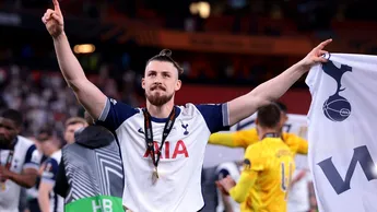 Noul antrenor al lui Tottenham a făcut anunțul despre Radu Drăgușin la prima sa conferință de presă