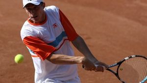 Victor Crivoi s-a calificat în sferturi de finală la Samarkand