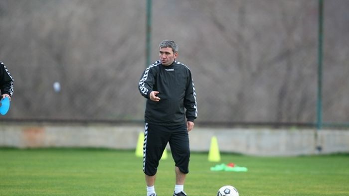 "Dacă va lua Cupa, Oli rămâne! Dacă nu, trebuie adus Hagi"** Cu cine va construi Becali noua Steaua?