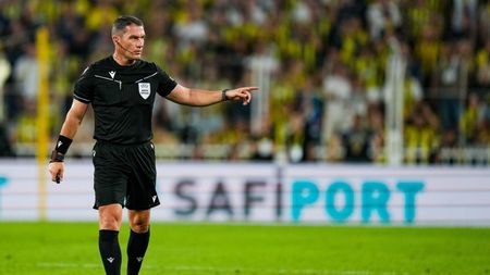 Kovacs, gafă uriașă. A fost salvat de VAR în Champions League