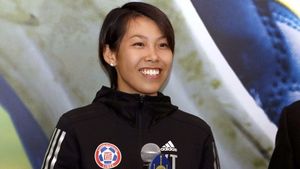 Premieră în fotbal și record la 27 de ani. Povestea primei femei-antrenor care câștigă un titlu de campioană cu o echipă masculină