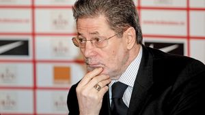 Protestul lui Mister!** De la venirea lui Bonetti nimeni nu a mai avut nevoie de sfaturile lui Dinu