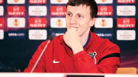 Fără emoții! L-a ținut pe Benzema, sigur îi iese și cu De Jong!** Chiricheș debutează în Europa