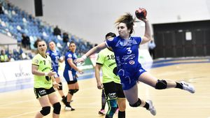 Nou scandal de arbitraj care zguduie din temelii FR de Handbal! Totul s-a întâmplat la partida SCM Craiova-Cisnădie! Oltenii ies la atac: „Poate stăm unora în gât" | VIDEO