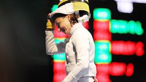 Ana Maria Brânză, cea mai bună spadasină a lumii în 2013!  "Premiul meu e al nostru"