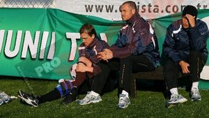 FOTO Kapetanos, uimit de Gullit, nu de CFR