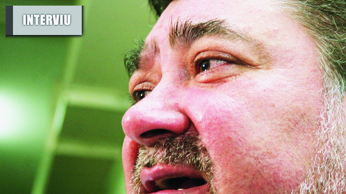 "Gigi e un maimuțoi!"