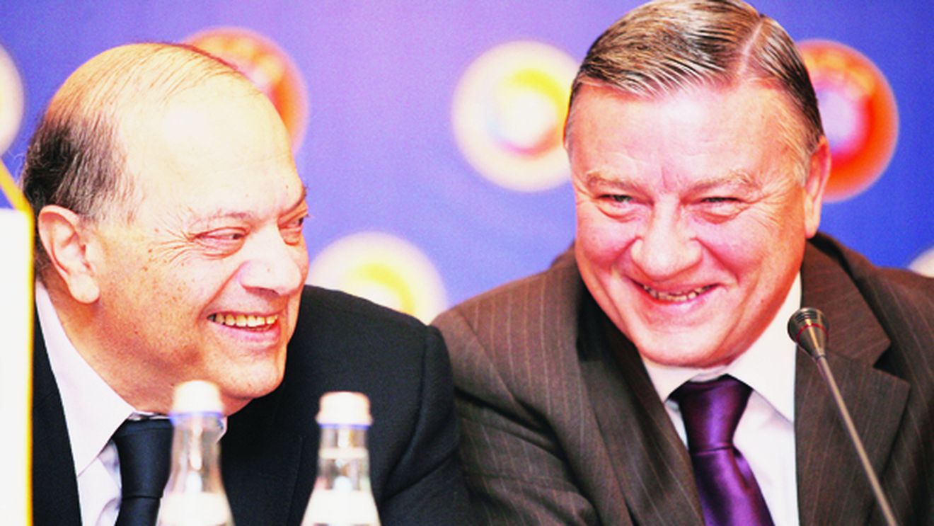 Nașu'' și Lefkaritis, prânz de taină