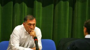 Situație incredibilă la CCA!** Crăciunescu spune că e unicul șef al arbitrilor: "Deaconu e într-o poziție delicată! Conduc singur și fac delegările personal"