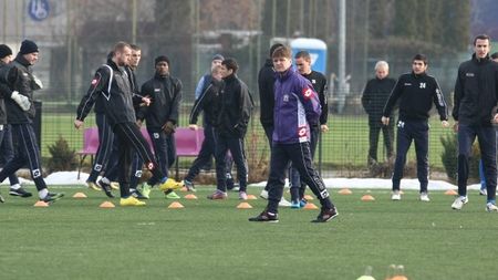 Uhrin cheamă suporterii la stadion**: "Vom juca ofensiv! Nu luăm măsuri speciale pentru Eric"