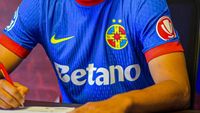Atacantul pe care FCSB vrea să-l transfere! Mai e dorit de 6 cluburi și are un salariu uriaș