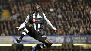 Marcatorul golului anului în Premier League** se autopropune la Madrid! Papiss Cisse: "Iubesc Realul de mic" VIDEO