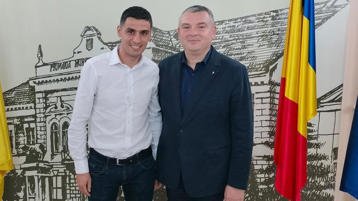 Gabriel Vașvari a primit puteri depline la un club din Liga 3 la care s-a și reactivat ca jucător în iarnă. Cu el lider pe teren, echipa riscă accederea în barajul de promovare
