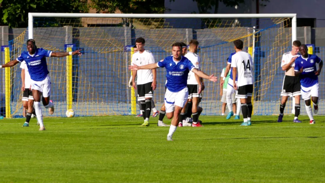 CSM Olimpia Satu Mare, încă un eșec și multe goluri primite, de această dată în Cupa României. Bogdan Lobonț, sincer după înfrângerea cu CSM Slatina: ”Acceptăm cu mare gol în stomac ce se întâmplă”