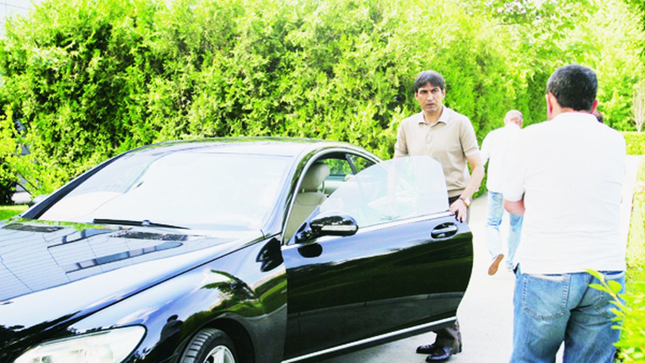 Cel mai bine plătit din România!** Află salariul și bonusurile lui Pițurcă la națională