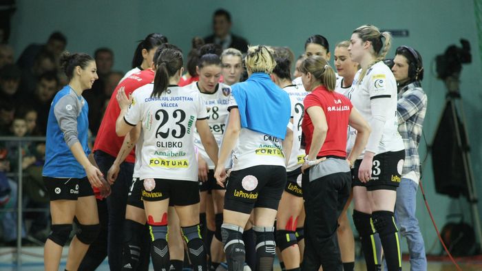 Săptămâna titlului la Vâlcea. „Merităm trofeul. Noi nu am urmărit pașii greșiți ai adversarului, așa cum de fiecare dată am auzit la București, că așteaptă să ne încurcăm"