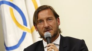 Francesco Totti, testat pozitiv cu COVID-19! Veste șoc pentru fanii celor de la AS Roma: care e starea de sănătate a legendei