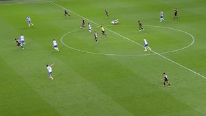 Nu degeaba a renunțat Gigi Becali la el! Fostul fotbalist de la FCSB și-a bătut joc de o ocazie rarisimă, în barajul de Conference League Universitatea Craiova - U Cluj