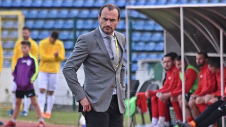 Ionuț Badea e mulțumit de debutul în play-off al Argeșului. ”La final e normal să îl consider un punct câștigat.” Antrenorul e fair-play și recunoaște: ”Au fost momente când am fost puși sub presiune. A fost o serie de ocazii pentru Turris”