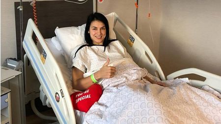 Cristina "The Terminator" Neagu s-a operat și pornește lungul drum spre revenire! FOTO | Mesajul războinic transmis de pe patul de spital
