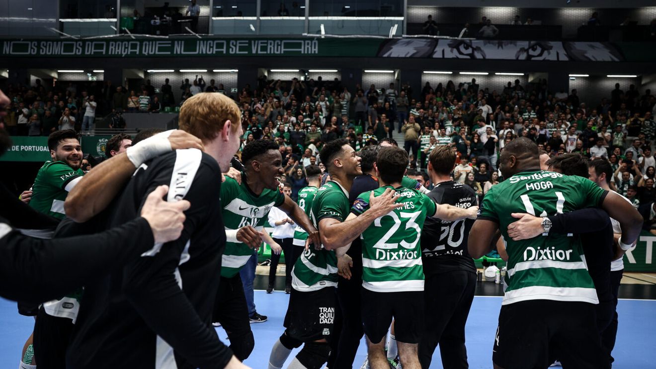 Dinamo, înfrângere dramatică pe terenul lui Sporting în EHF European League și accidentare gravă a vedetei! Obiectivul lui Xavi Pascual este în pericol. Constanța, aproape de o minune cu Fuchse Berlin