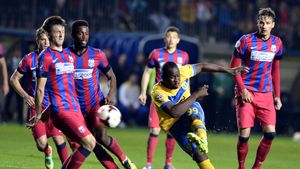 Steaua reziliază contracte pe bandă rulantă. După Gabi Iancu, alți doi fotbaliști părăsesc clubul. Pleacă și Râpă, cel mai titrat jucător din lotul roș-albaștrilor
