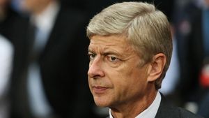 Wenger vrea să revoluționeze fotbalul:** reguli ca în curtea școlii