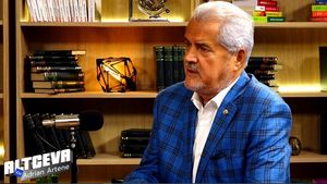 Adrian Năstase, pasionat de fotbal și tenis: „Nu mai am genunchii de altădată. DNA-ul a distrus fotbalul în România” | EXCLUSIV PODCASTUL „ALTCEVA”