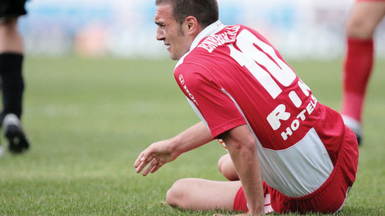 Drama lui Alexe: "Stau singur, departe de colegii mei! Sunt trist"